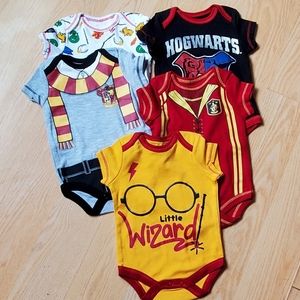 Wizarding World Harry Potter Boys New Born 5 Piece Onesie Set New With Out Tags